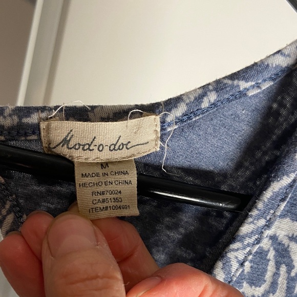 Lot of 2- Mod-O-Doc Chic High-Low Gray/Blue Patterned Dresses size S - Picture 8 of 13